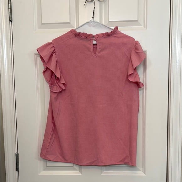 Summer Sale: Pink Ruffled Sleeveless Top - Picture 3 of 3